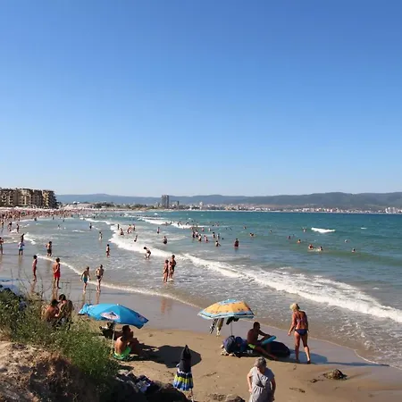 Paradiso 'в' 403 Fancy Appartement *