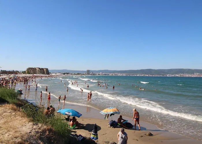 Paradiso 'в' 403 Fancy Апартаменты *